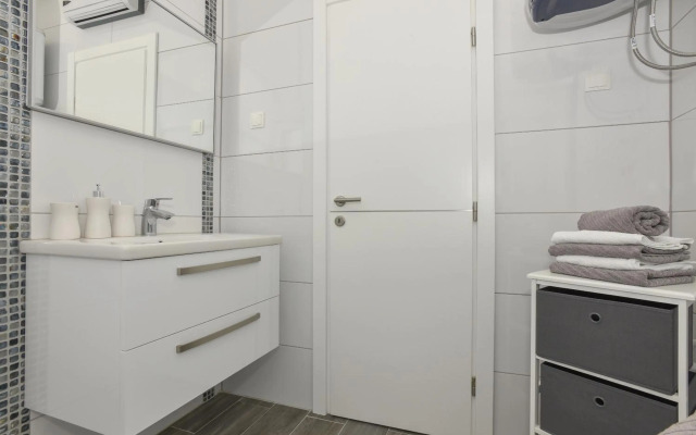 Apartment Đaninovica I