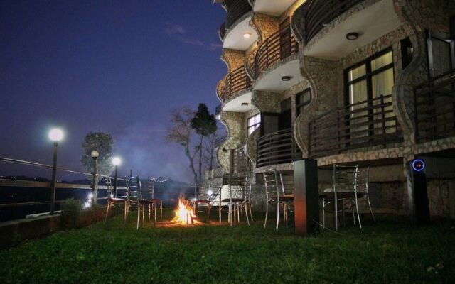 HBC Grand Himalayan Hotel & Resort