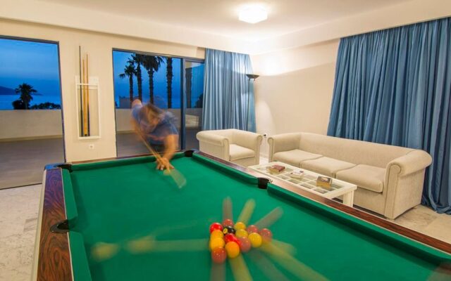 Aeolos Beach Hotel