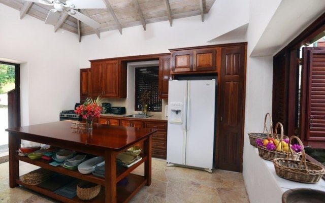 Authentic St. Lucian Experience At Prestigious Villa - Colibri Cottage 6 Bedroom Villa