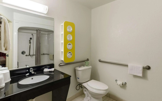 Motel 6 Bristol, VA