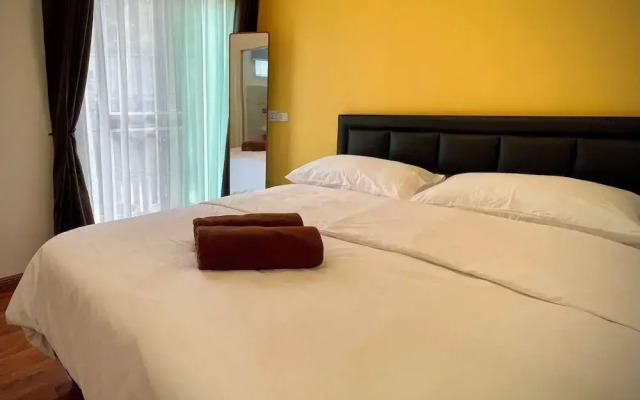 Ozone Beach House & Rooms