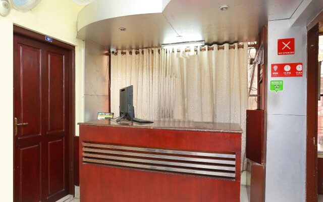OYO 5643 Hotel Malabar Plaza