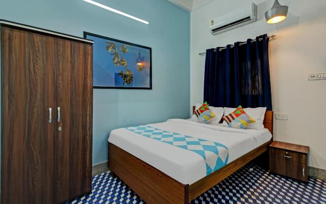 SPOT ON 74542 Aarav Hotel