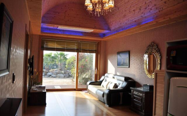 PalmValley Pool Villa Resort