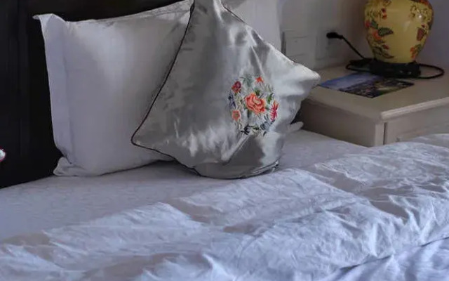 Yonder Way Hotel