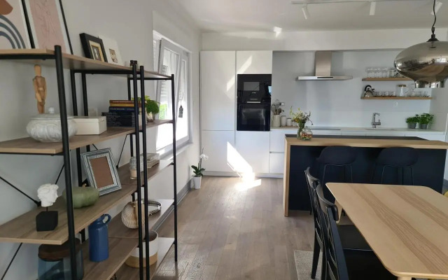 Guesthouse Porto 100m see, close Sandy beach, Pebble beach