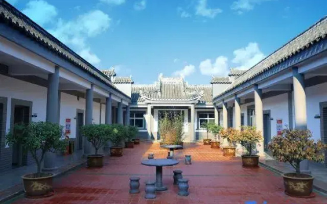 qingzhuyuexianghotel(Xi'anSouthChang'anStreet,AerospaceCity SubwayStation Store)