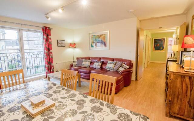 241 Fabulous three bedroom apartment on the second floor with parking