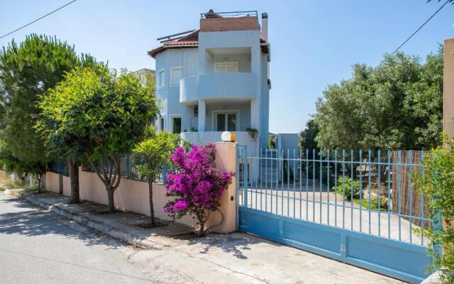 Anavyssos 1 bedrm 4 prs flat 5min walk from Beach