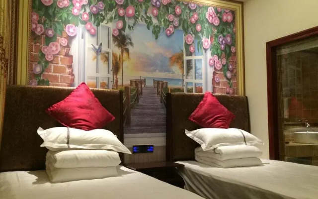 Luzhou Ba Li Nuo Theme Hotel