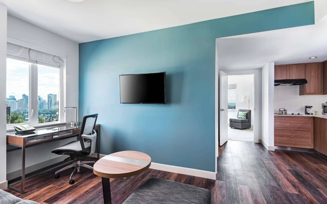 Element by Westin Calgary Airport