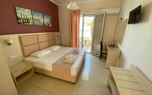 Roula Kotsonis Superior Apartment