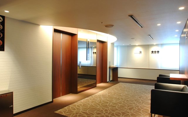 Sannomiya Terminal Hotel