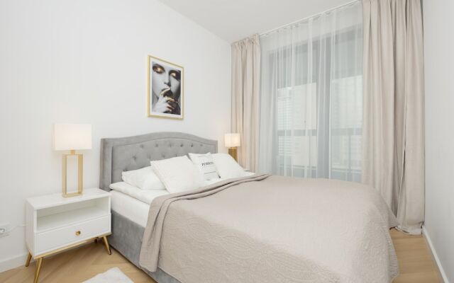 Modern With Parking by Renters Prestige