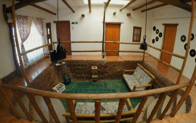 Rey Lagarto Hostel