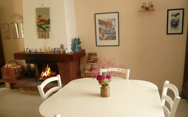 Holiday Home Near the Beach, Ploudalmezeau