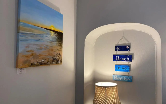Dolphin Cottage