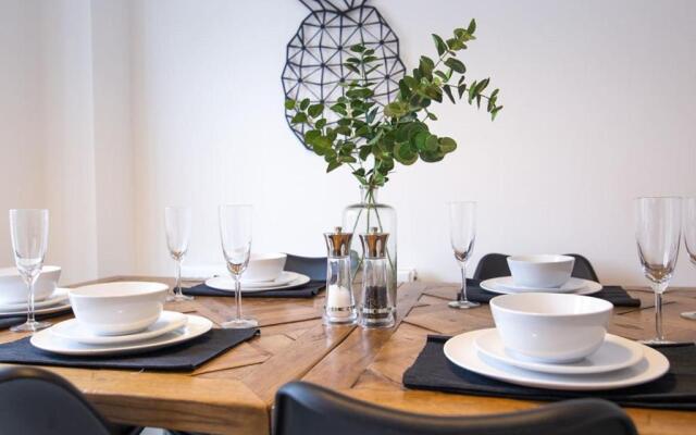 Moda Stays - Mull Croft House