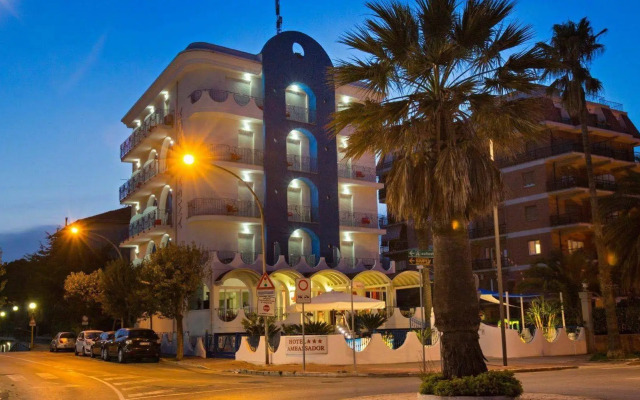 Hotel Ambassador