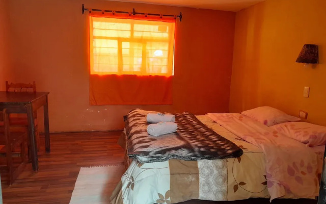 B&B Sun Gate