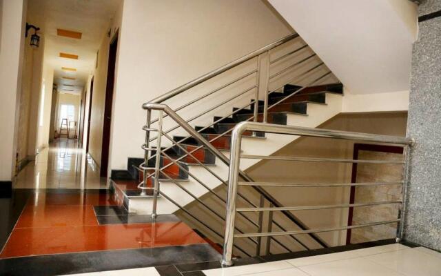 Rose Hotel