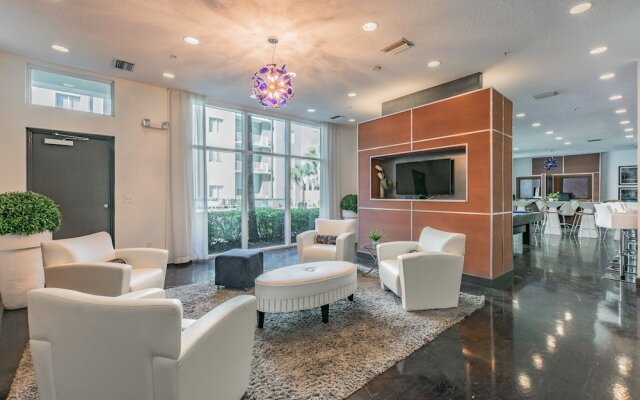 BC-324: Channelside Luxury Apartment