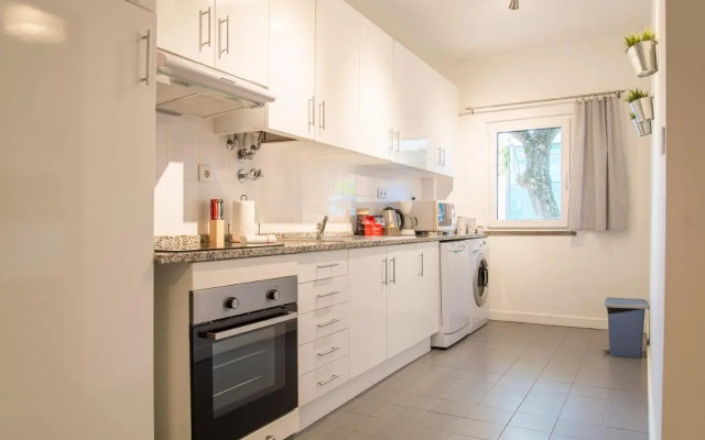 Charming and Central Apart - 350m from the beach