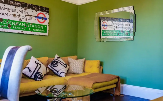 Stylish One Bedroom Flat in Kensingston, London
