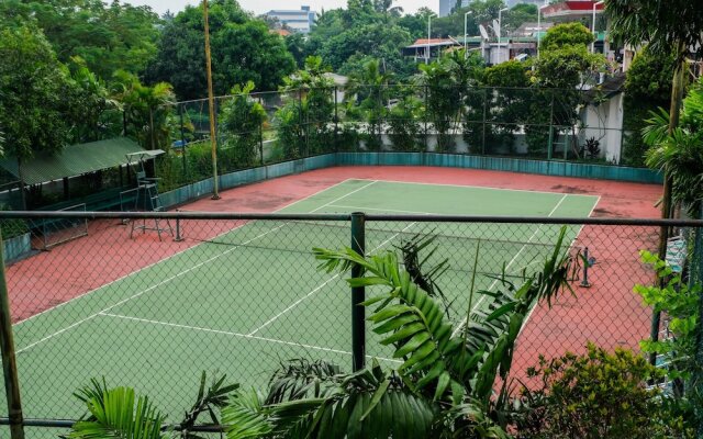 3BR with Pool View at Permata Gandaria Apartment