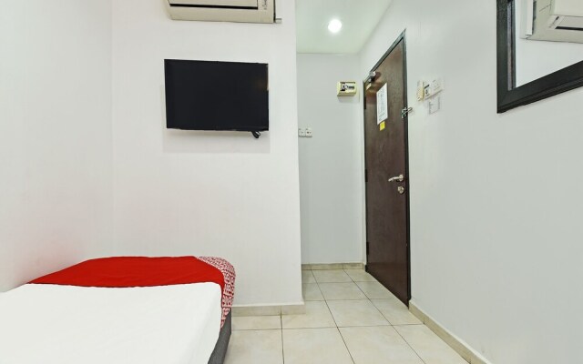 Hotel Gemilang by Oyo Rooms