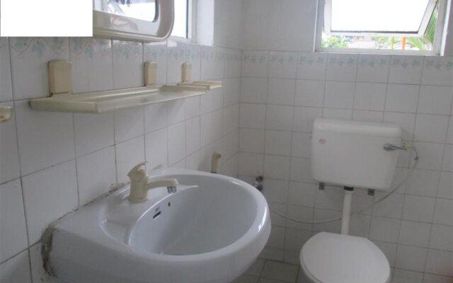 Golden Bridge Guest House