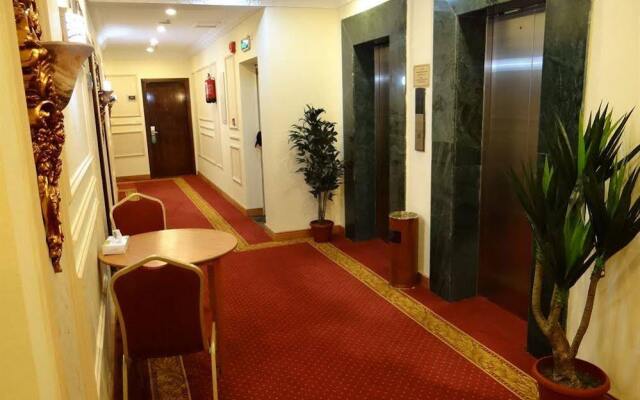 Rowaa Golden Hotel