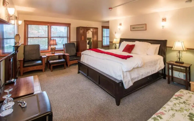 The Heron Inn & Day Spa