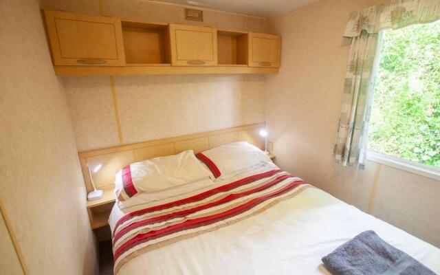 Beautiful 3-bed Cabin in Pembrokeshire Coast