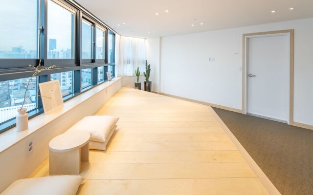 Upflo House Dangsan - All you can enjoy