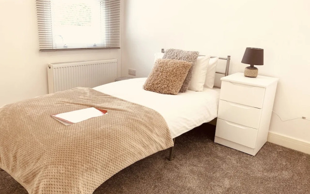 Elthorne Luxury Apartments