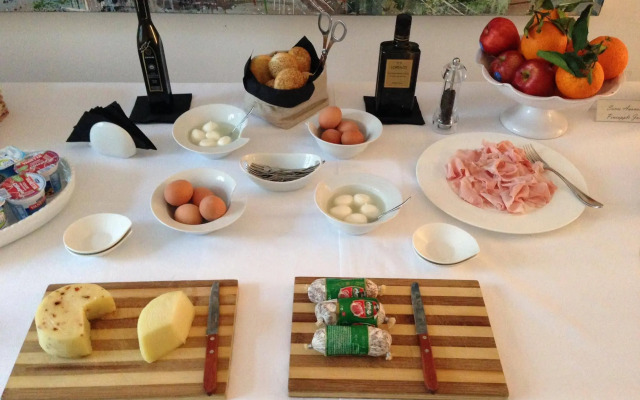 Palazzo Brunaccini Boutique Hotel