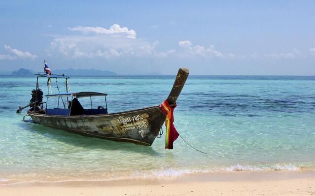 Le Meridien Phuket Beach Resort