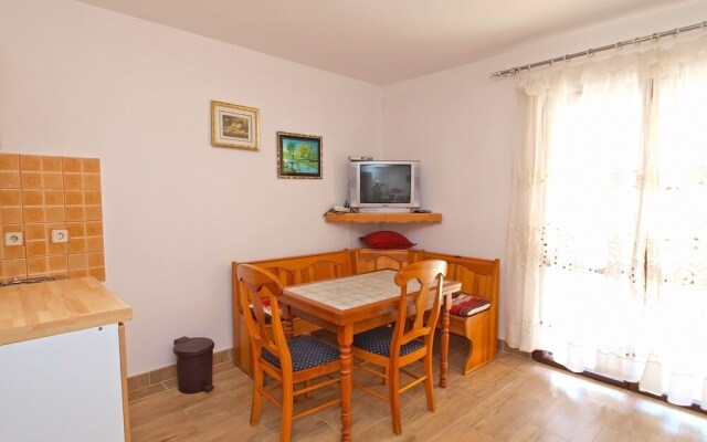 Apartment Manda 709