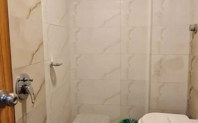 hotel mari aai residency