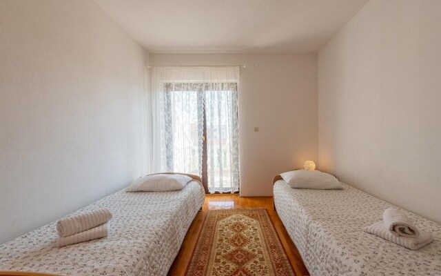 Awesome Apartment in Privlaka With 2 Bedrooms and Wifi