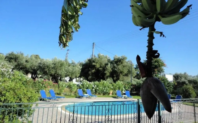 Tonia Apartments