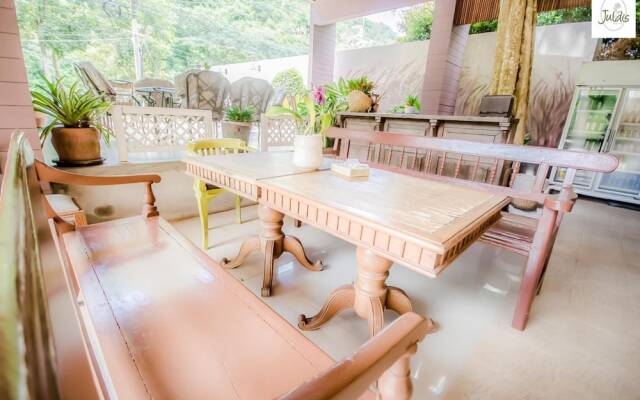 Juldis Khao Yai J2