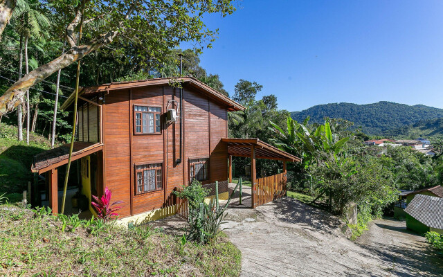 Chalé aconchegante em meio à natureza SBC517