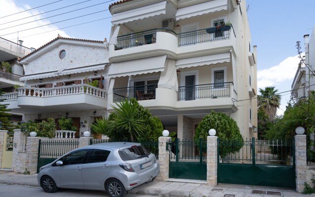 Athens Riviera Golf Apartment