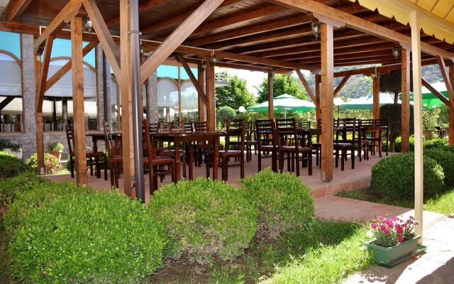 Buna Park Hotel