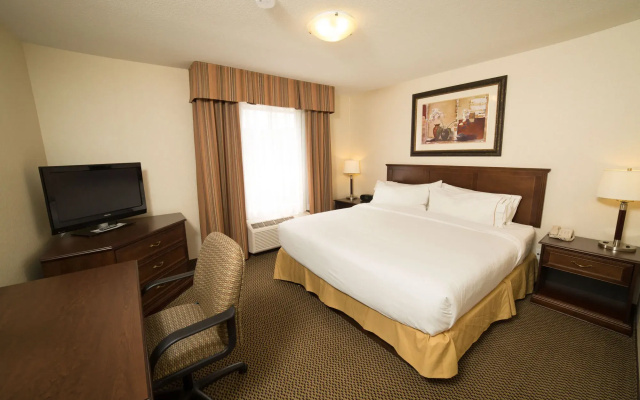 Holiday Inn Express & Suites Slave Lake by IHG