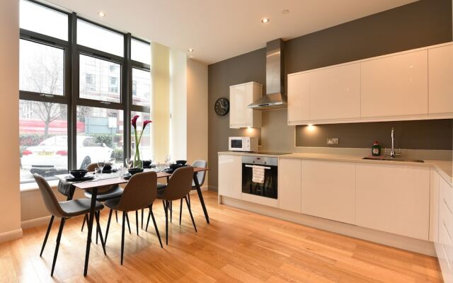 Emerald House Apartments East Croydon