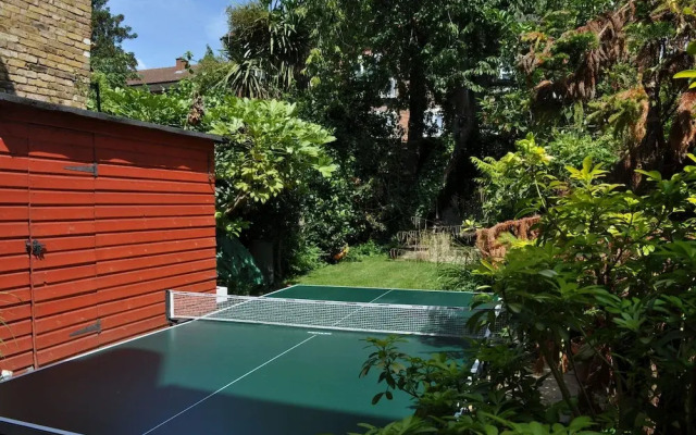 Lovely Garden Flat in Shepherds Bush
